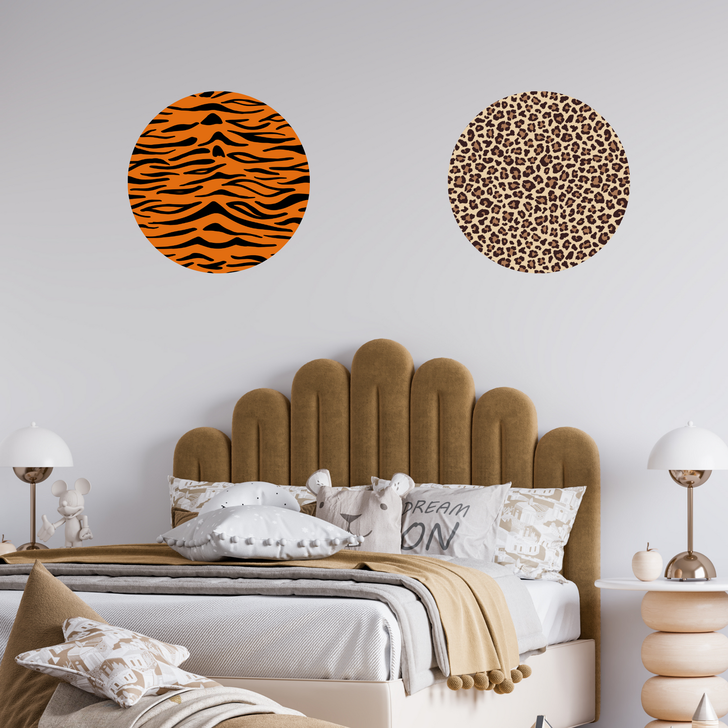 Round Wall Sticker – “Tiger Pattern"