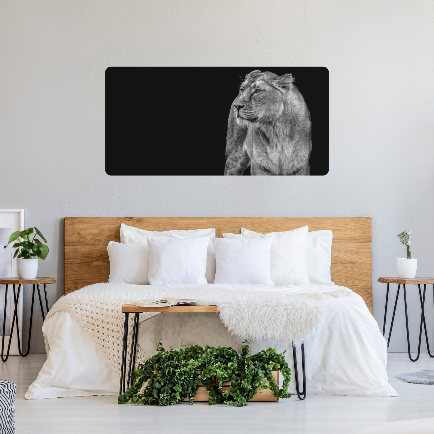 Self-Adhesive Textile Painting – Lioness